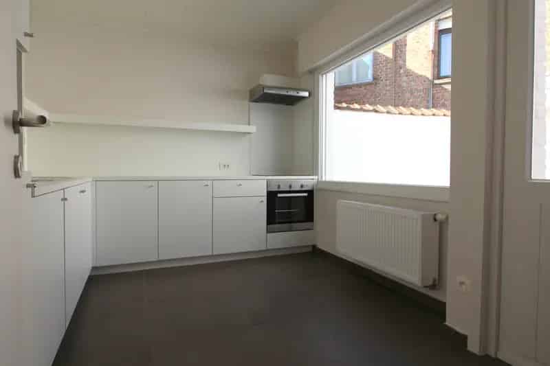 Te Koop: Ruime 4 Slaapkamerwoning Brugge