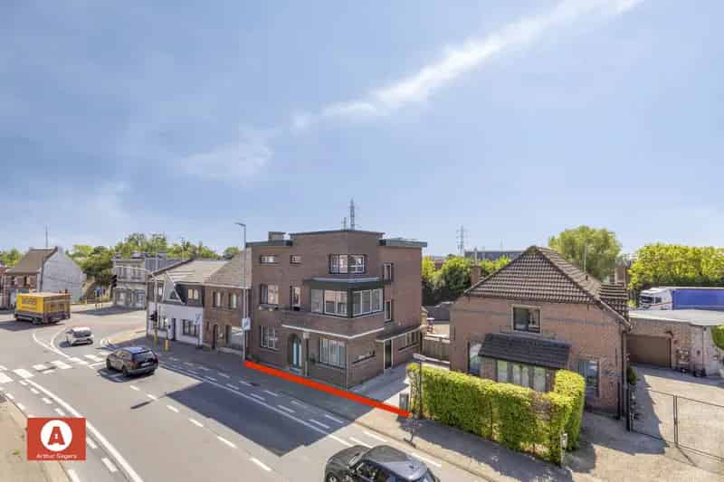 Huis te koop Baasrode: 6 slaapkamers, garage, recent gerenoveerd