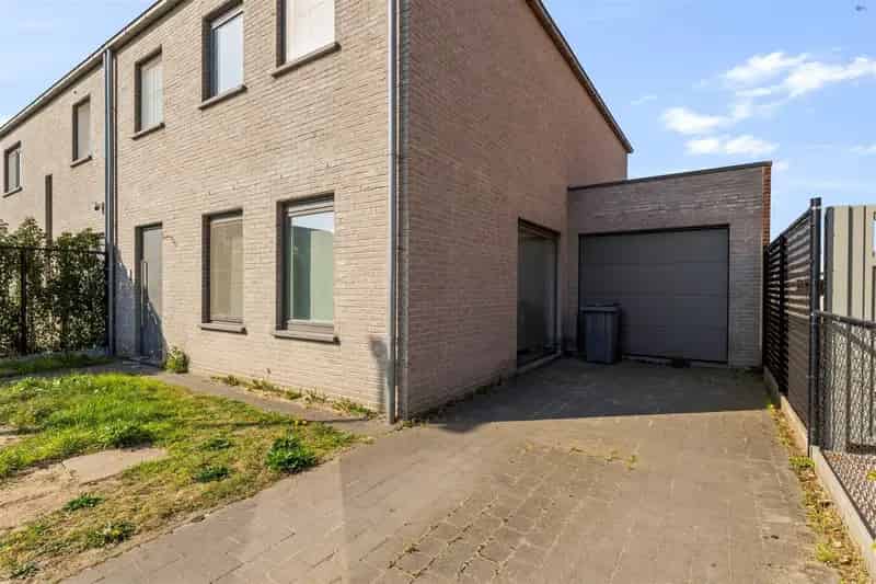 Halfopen Bebouwing: Ruime Gezinswoning