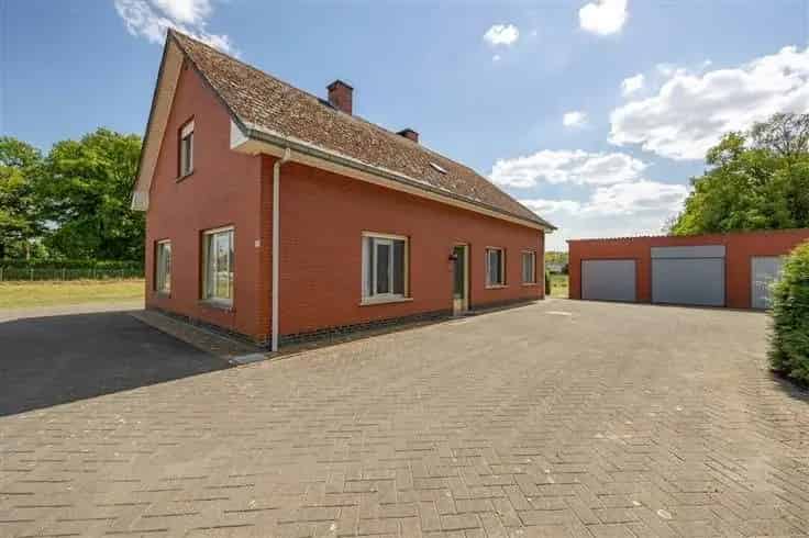 Huis Te Koop Westmeerbeek 4 slaapkamers Grote Tuin Opslag