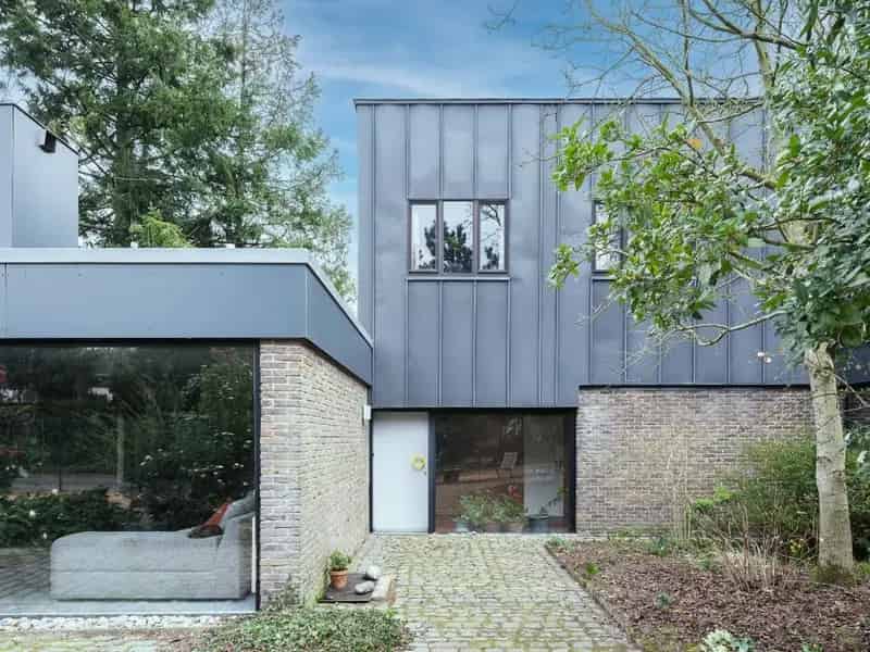 Te renoveren woning Merelbeke 396m² met zorgwoning
