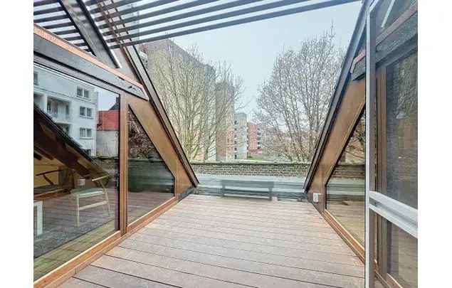 Huur 1 slaapkamer appartement van 169 m² in Ghent