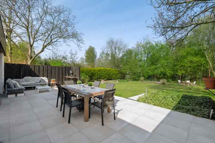 Laagbouwwoning 3 4 slaapkamers 2874m² tuin garage zonnepanelen