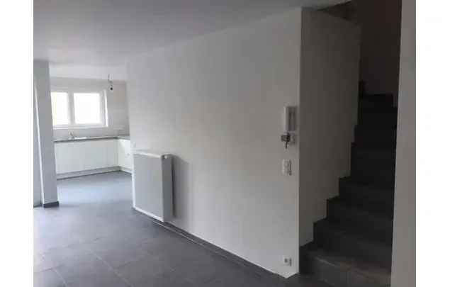 Huur 3 slaapkamer appartement van 160 m² in Ghent