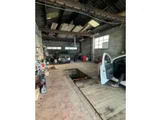 Garagebox en Magazijn te Koop Oreye