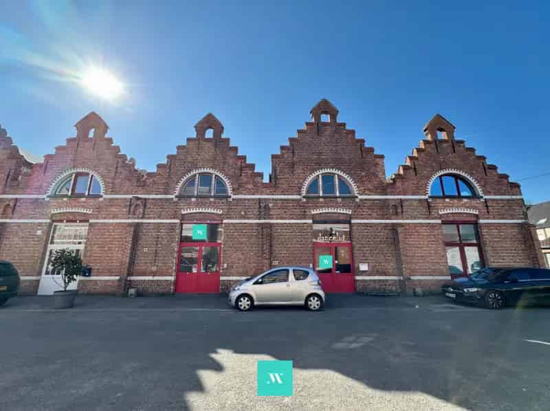Huis te huur: 2 unieke loodsen in voormalige fabriek