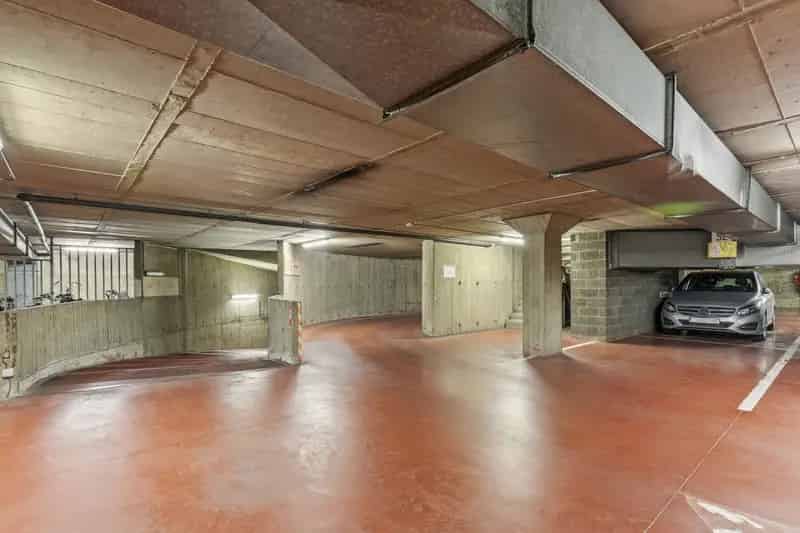 10 Autostaanplaatsen Sint Niklaas Centrum