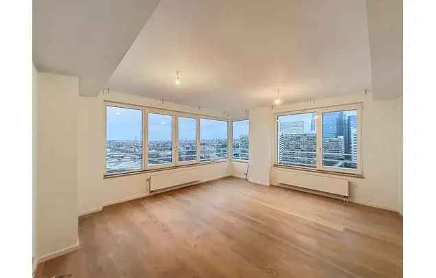 Huur 2 slaapkamer appartement van 93 m² in Brussels