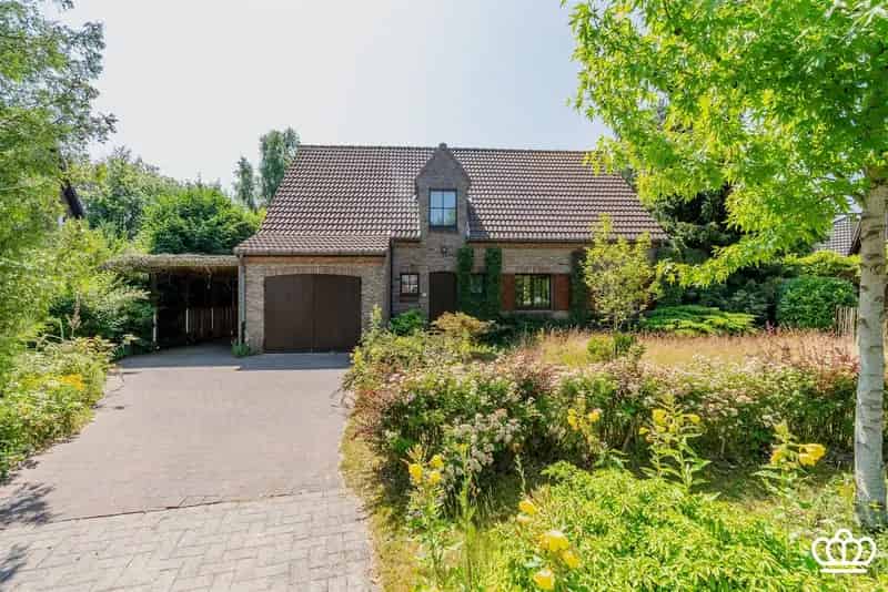 Huis te huur 5 slaapkamers rustige straat