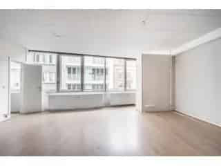 Kantoorruimte te koop Luik 323m2 - Centrum - Uitzicht op water
