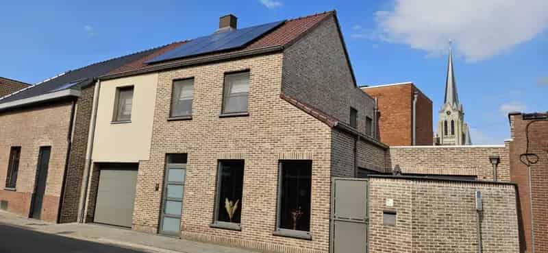 Huis te huur Haasdonk: Instapklare gezinswoning met 3 slaapkamers en 16 zonnepanelen