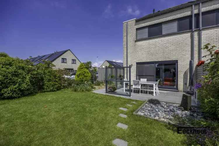 Huis te huur Bredene: 3 slaapkamers, tuin, carport