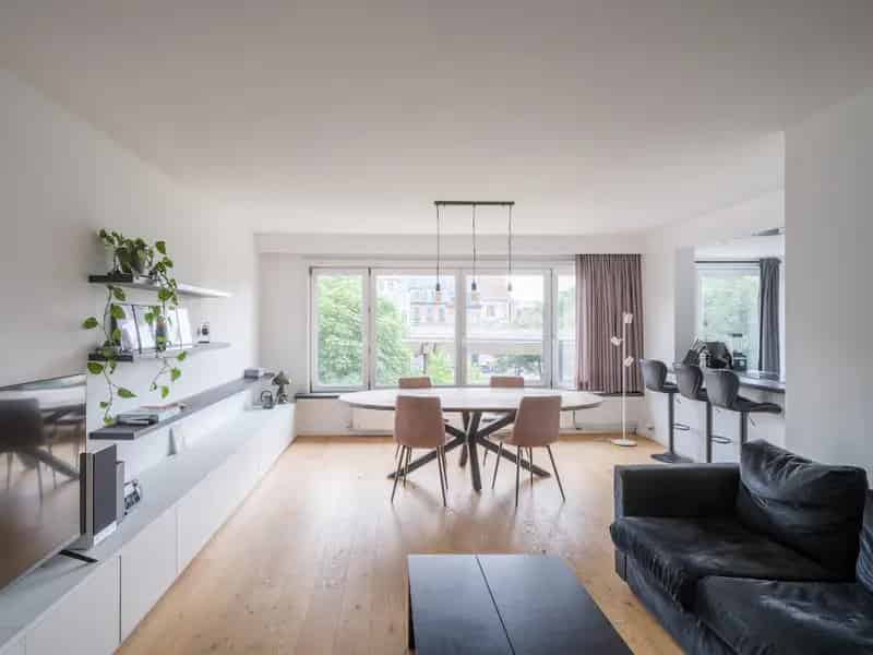 Gent: 3 Slaapkamer Appartement te Huur Nabij Centrum