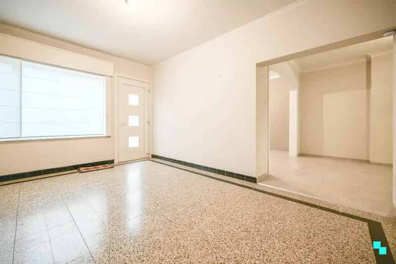 Riante Woning 5 Slaapkamers en Uitweg