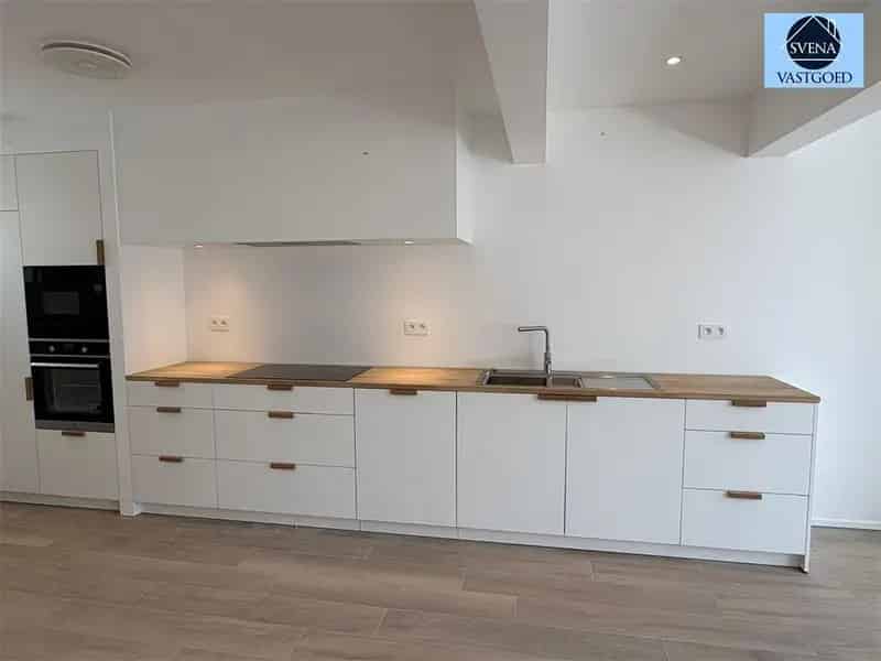 Gerenoveerd Appartement 2 Slaapkamers Nederbrakel