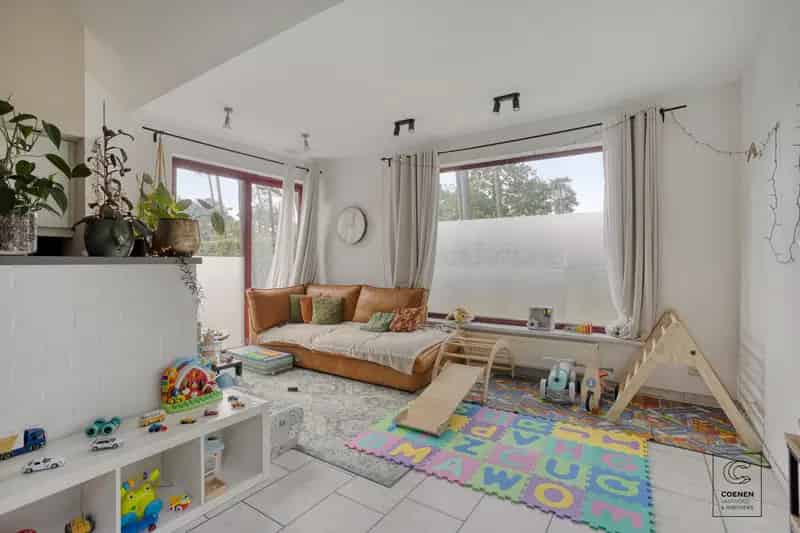 Laagbouw woning te koop in Oelegem 3 slaapkamers 129m²