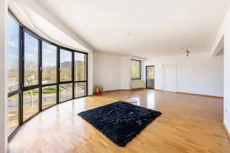 Appartement te koop Pullhofbuurt 3 slaapkamers terras