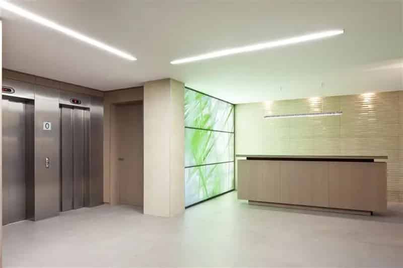 Froissart 95-99 218m2 Ruime woning