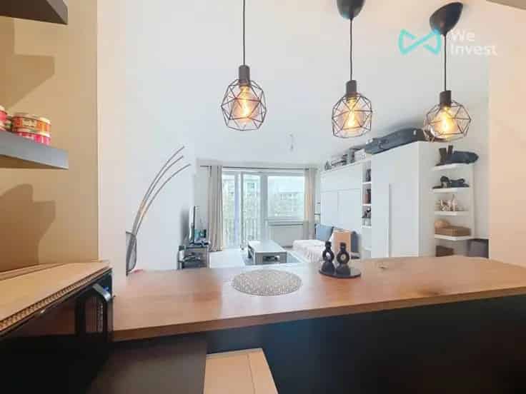 Gerenoveerde Studio Te Koop Schaarbeek