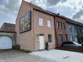 Huis te huur Kortrijk 3 slaapkamers tuin EPC zonnepanelen