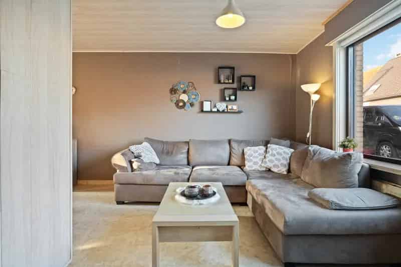 Huis te koop Koolskamp: 5 slaapkamers, garage, centrum