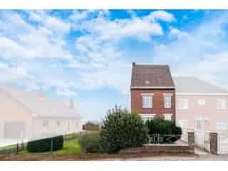 Huis te koop Wannebecq renovatieproject 3 slaapkamers