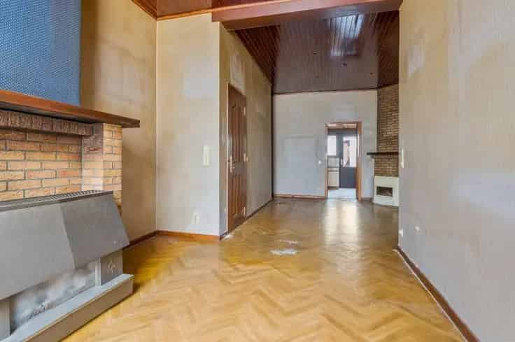Te renoveren woning met tuin Temse