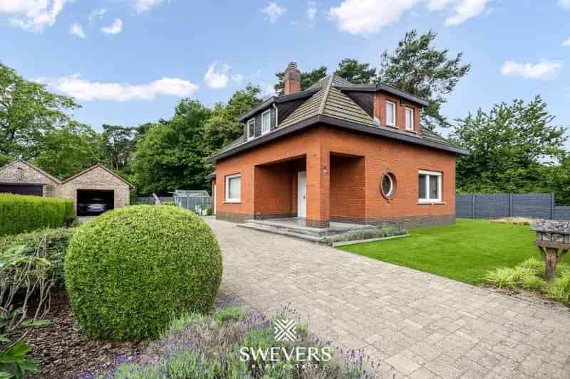 Huis te koop Beringen: Te renoveren parel op toplocatie