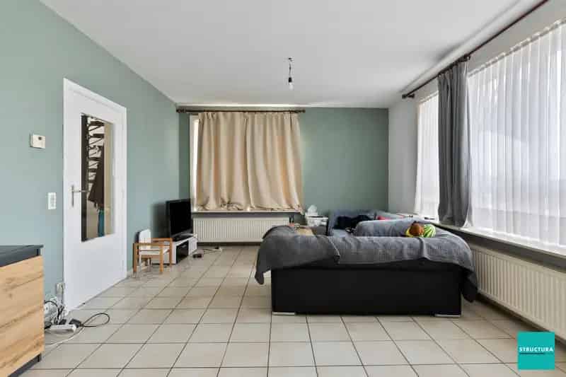Ruim Appartement te Huur 160m² 3 slaapkamers Groot Terras Garage