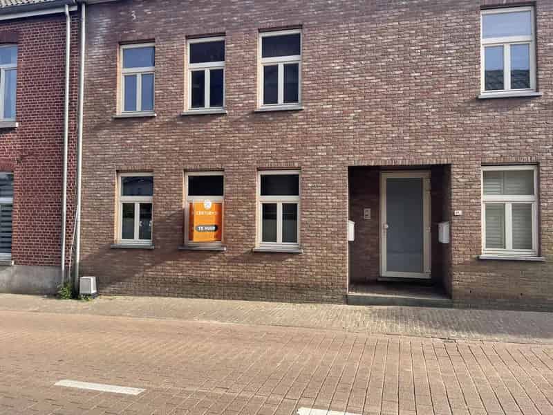 Ruim gelijkvloers appartement te koop Testelt