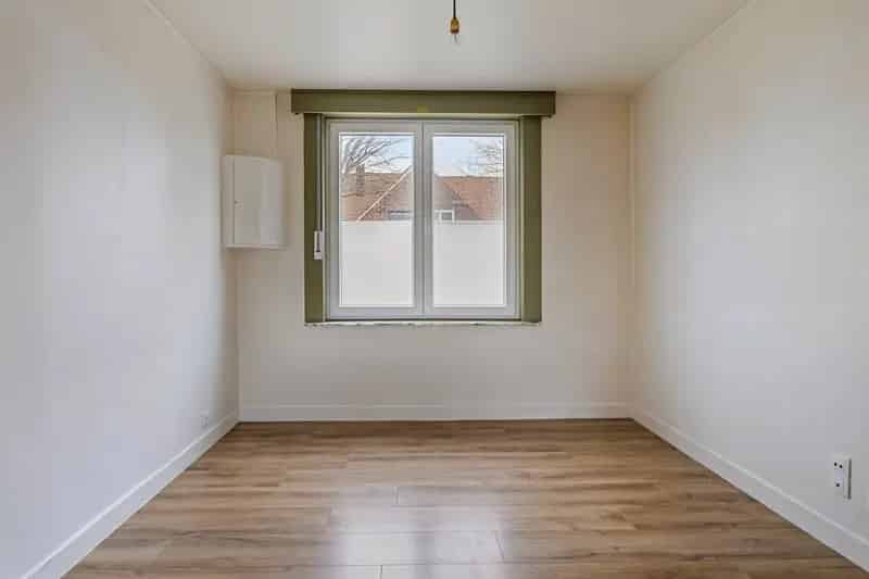 Huis te koop Roeselare Instapklaar 2 slaapkamers tuin