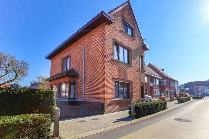Huis te koop Beveren: Instapklare HOB met kantoor