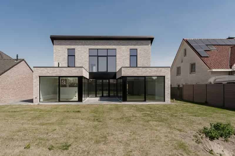 Instapklare 4 Slaapkamers Villa te Pelt