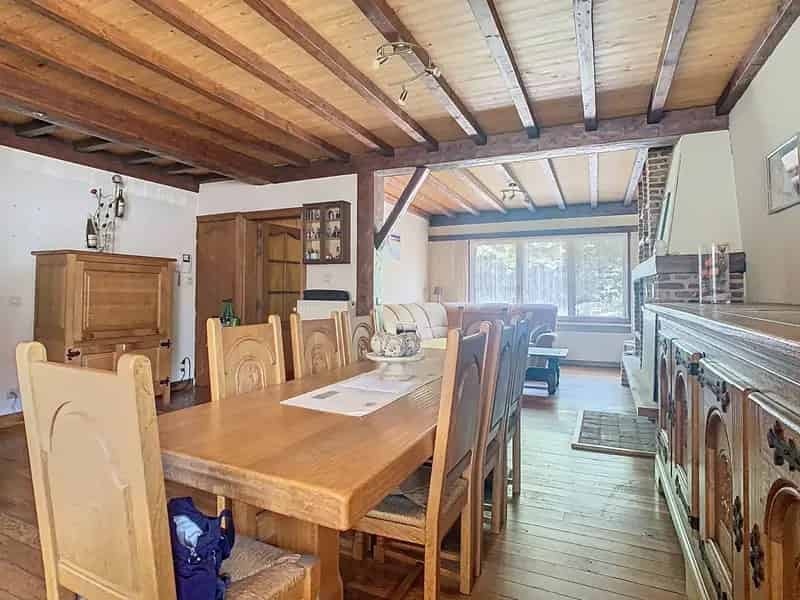 Huis te huur 3 slaapkamers zwembad paardenstallen
