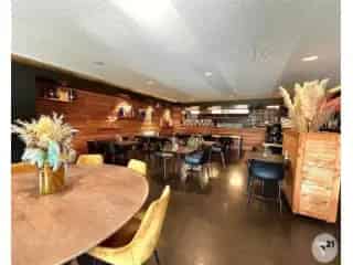 Handelspand te Koop Nandrin Horeca Appartement