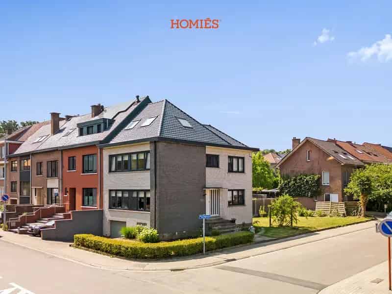 Huis te huur Kessel-Lo: Ruime 4 slaapkamer woning met tuin en garage