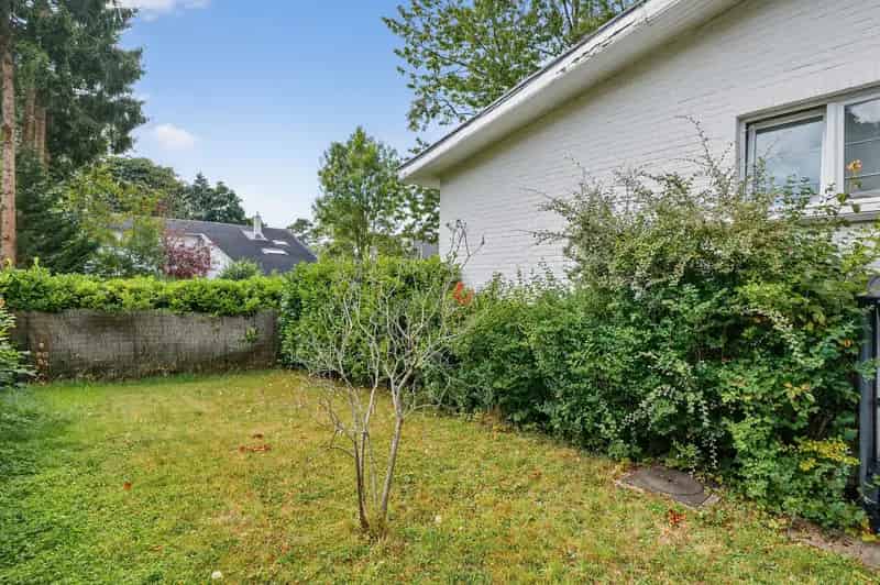 Villa te Waterloo ±228m² - Rustige Groene Laan