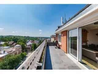 Penthouse te Koop Ukkel - Luxe appartement met Terras en Uitzicht
