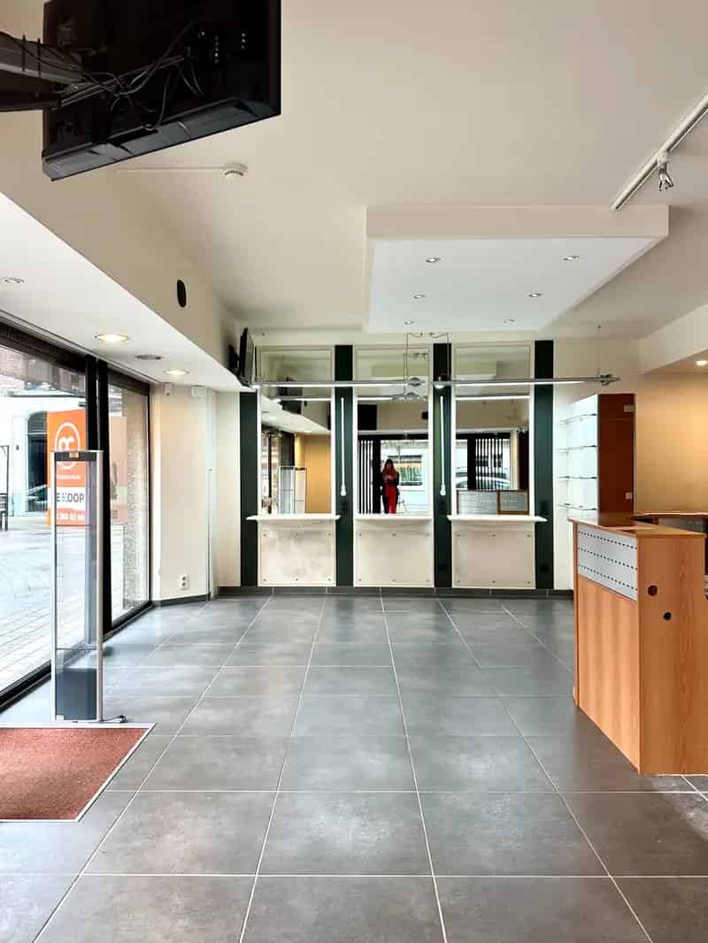 Kantoor te koop Sint Niklaas Regentieplein