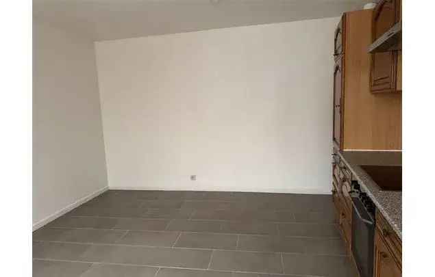 Huur 1 slaapkamer appartement van 45 m² in Liège