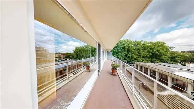 Appartement te Koop Anderlecht 93m2 2 Terrassen Gerenoveerd