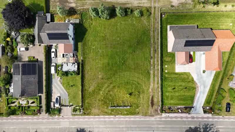 Bouwgrond Eeklo 825m² Halfopen Bebouwing Rustige Ligging