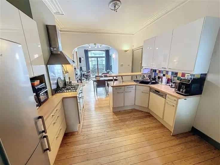 Appartement te koop 76m² nabij Louis Bertrandlaan