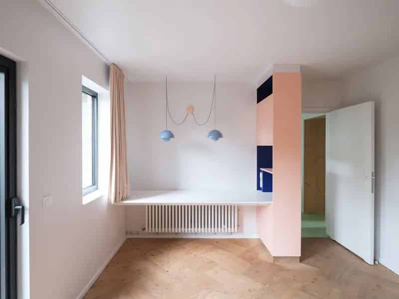 Instapklare Villa met Zwembad in Sint Amandsberg