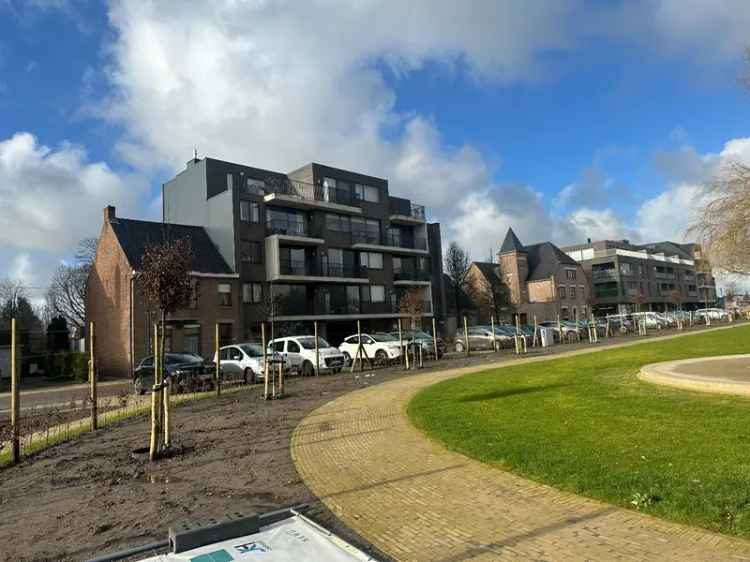 Huur appartement in Houthulst met ruime lichtrijke leefruimte