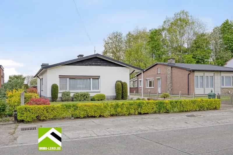 Ruime gelijkvloerse woning met grote garage en tuin te Tongeren