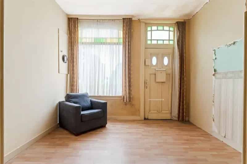 Woning te renoveren 2 slaapkamers Essen centrum