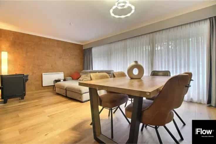 Appartement Te Koop Molenbeek 2 slaapkamers Garage