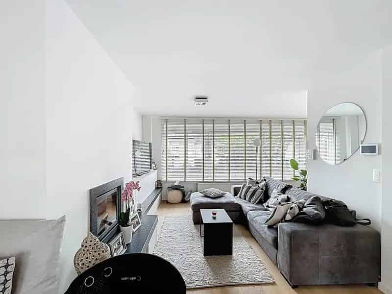 Bel-etagewoning te huur Koningslo