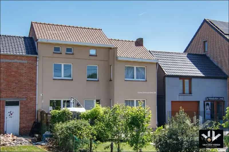 Rijwoning te koop Tongeren 3 slaapkamers 2 badkamers
